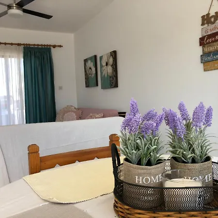 Best Location In Paphos! Apartament *